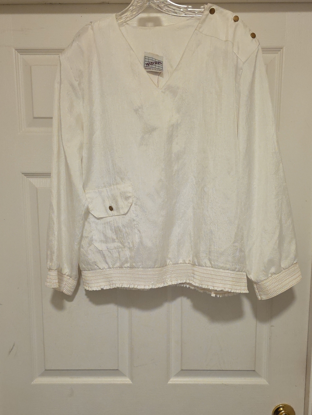 Match Cream Button-Shoulder V-Neck Top